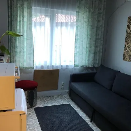 Kaleici Muhtesem Ayri Mutfakli Uygun Fiyat Ev Apartment