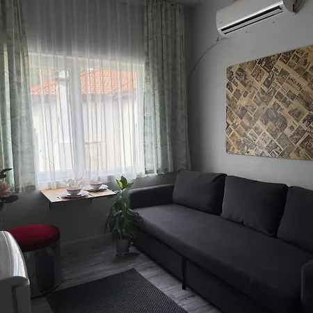 Kaleici Muhtesem Ayri Mutfakli Uygun Fiyat Ev Apartament *