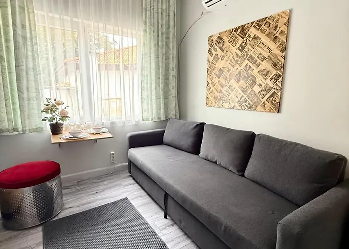 Kaleici Muhtesem Ayri Mutfakli Uygun Fiyat Ev Apartment