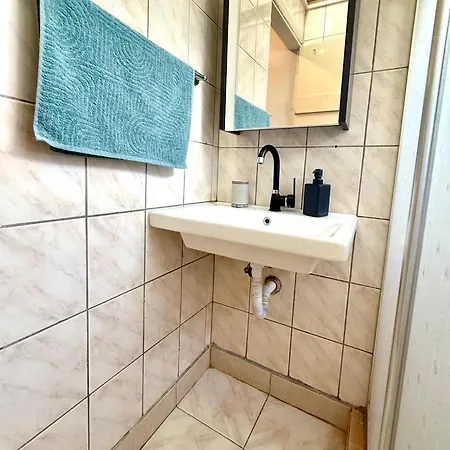 Apartment Kaleici Muhtesem Ayri Mutfakli Uygun Fiyat Ev Antalya